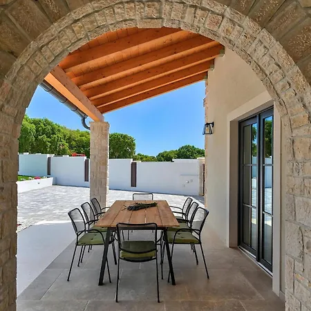 Vitassi Pula