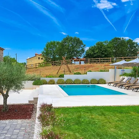 Holiday home Vitassi